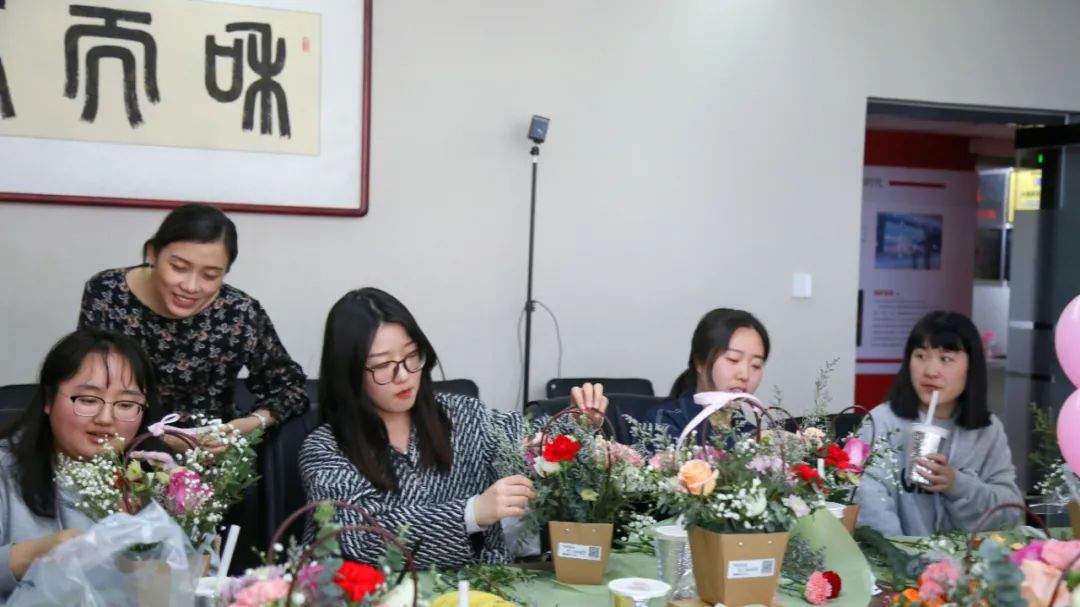 1646885619 1646885619