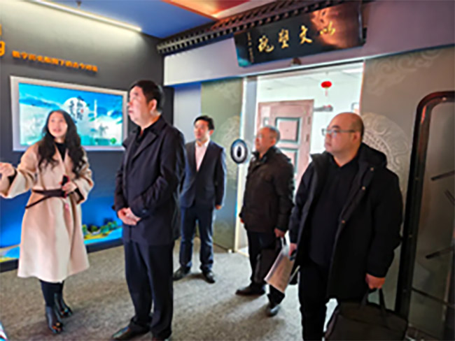 邯鄲市商務局毛俊明等領(lǐng)導蒞臨君卓展覽裝飾（邯鄲公司）調(diào)研指導工作