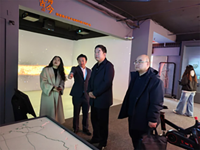 邯鄲市商務局毛俊明等領(lǐng)導蒞臨君卓展覽裝飾（邯鄲公司）調(diào)研指導工作